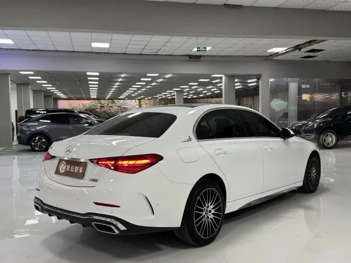 Mercedes-Benz C-Class 2025 Model C 260 L Sports Edition – фото 6