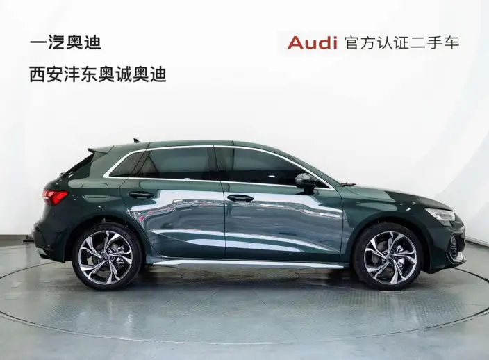 Audi A3 2025 Model Sportback 35 TFSI Continental Flying Spur Exclusive Model – фото 5