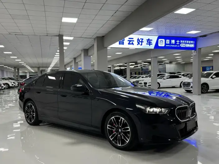 BMW 5 Series 2025 Model Facelift 530Li Leading Model Luxury Set – фото 3