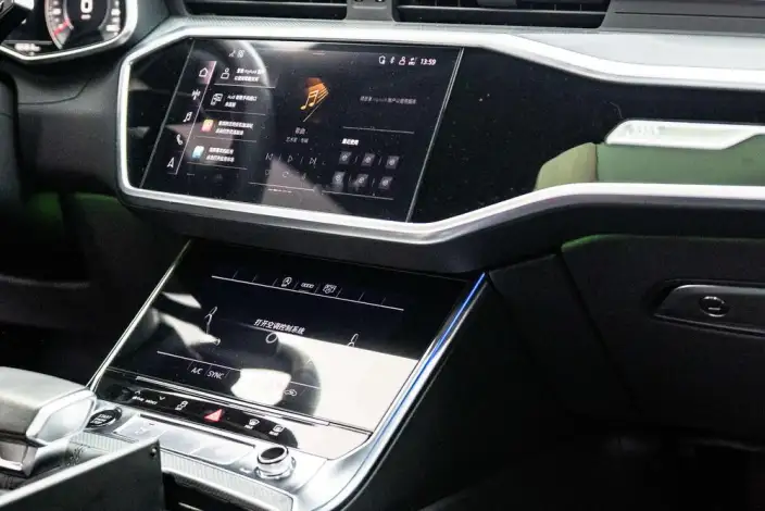 Audi A6L 2025 Model 40 TFSI Luxury Dynamic Model – фото 9