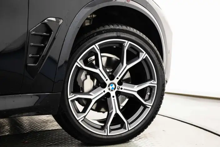 BMW X5 2026 Model xDrive30Li Exclusive Model M Sports Night Set – фото 7
