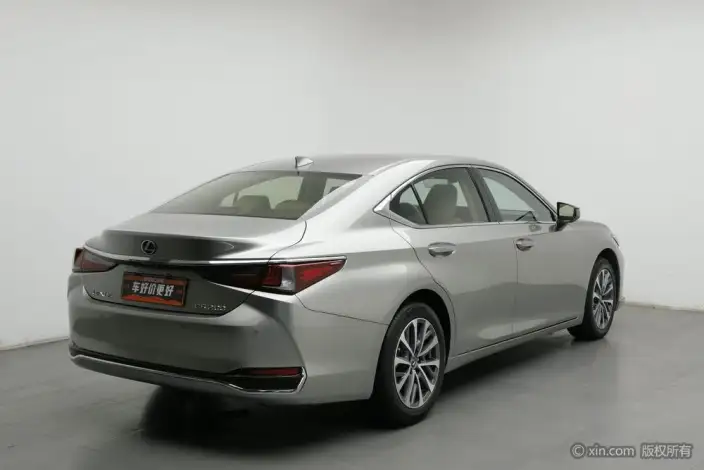 Lexus ES 2024 Model 200 Premium