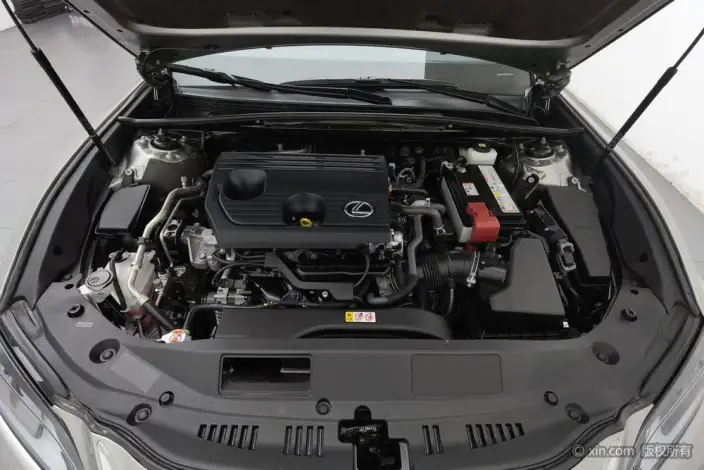Lexus ES 2024 Model 200 Premium – фото 5