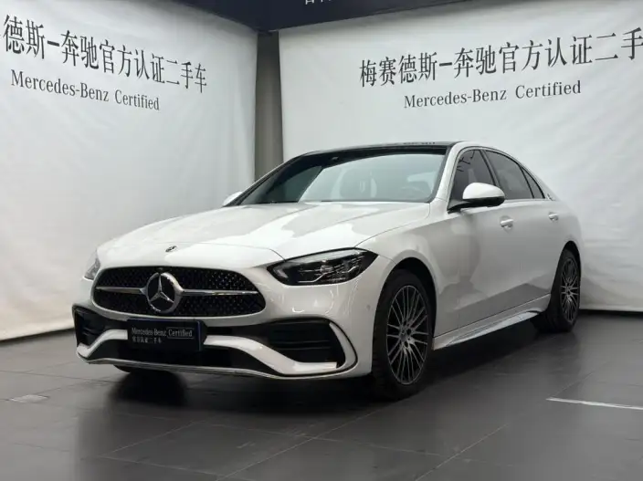 Mercedes-Benz C-Class 2023 Model C 260 L Sports Edition – фото 1