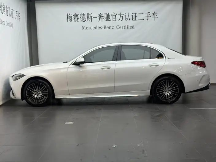 Mercedes-Benz C-Class 2023 Model C 260 L Sports Edition – фото 2