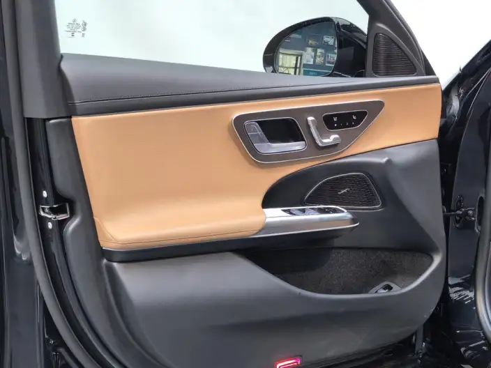 Mercedes-Benz E-Class PHEV 2024 Model E 350 e L sedan – фото 9