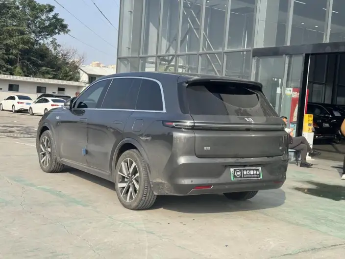 Li Auto L8 2023 Model Pro Edition