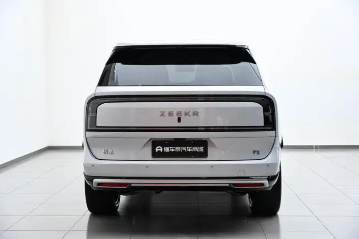 ZEEKR 9X 2026 Model Hyper Edition 70kWh VI seat – фото 6