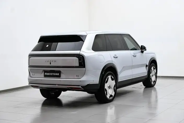 ZEEKR 9X 2026 Model Hyper Edition 70kWh VI seat – фото 7