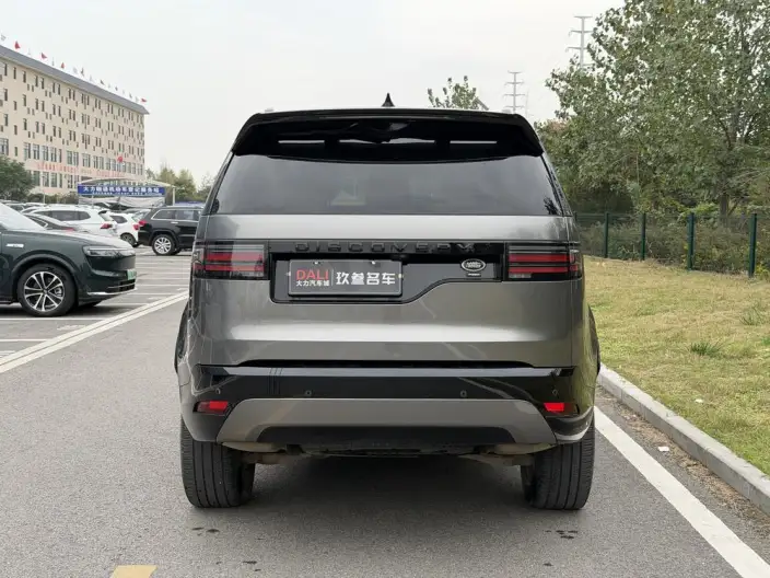 Land Rover Discovery 2023 Model 360PS R-Dynamic SE – фото 6
