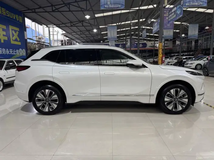 BUICK E5 2025 Model 620KM Exclusive Edition – фото 6