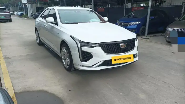 Cadillac CT4 2022 Model 28T Luxury Model – фото 3
