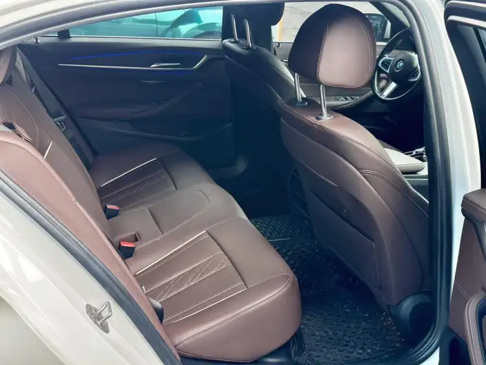 BMW 5 Series 2022 Model Facelift II 530Li Leading Model M Sports Set – фото 10