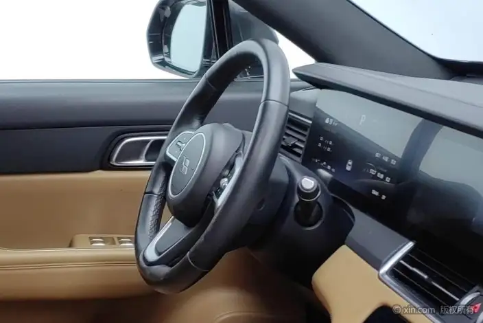 Li Auto ONE 2021 Model Extended Range 6 seat Edition – фото 8