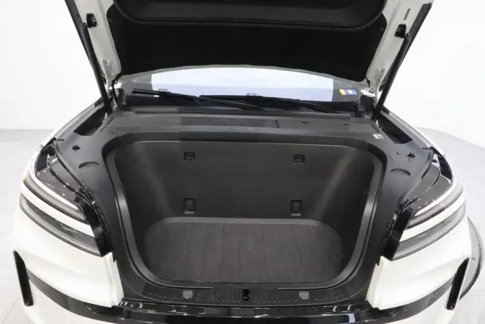 ONVO L90 2025 Model VI seat Edition Max – фото 10