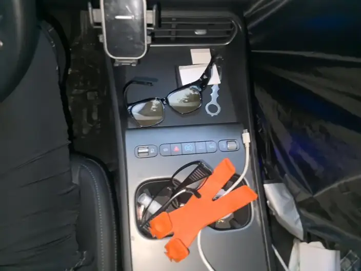 BYD Seal 05DM 2026 Model DM-i 128KM Luxury Model – фото 9