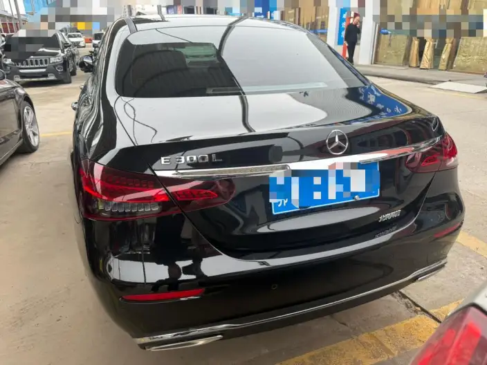 Mercedes-Benz E-Class 2022 Model E 300 L Fashion Model sedan – фото 5