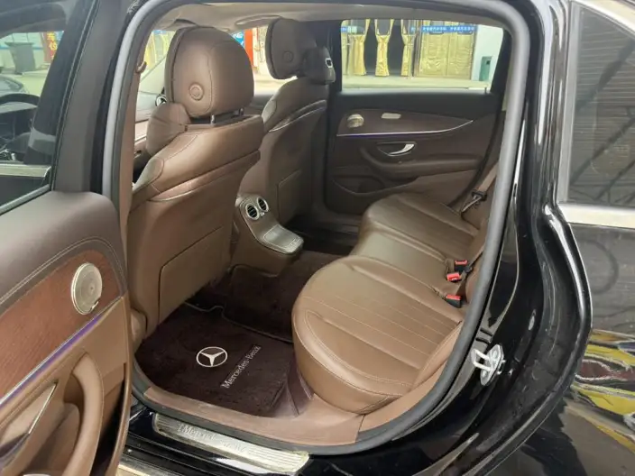Mercedes-Benz E-Class 2022 Model E 300 L Fashion Model sedan – фото 10