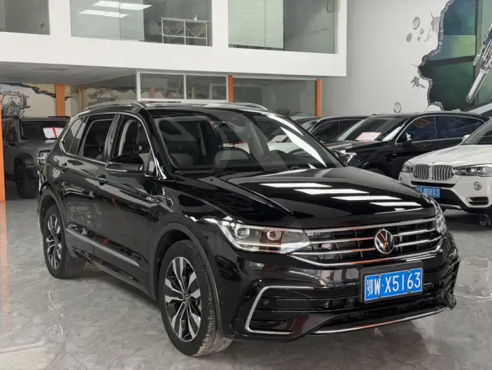 Volkswagen Tiguan L 2023 Model Facelift 330TSI 2WD R-Line Enjoy the version more