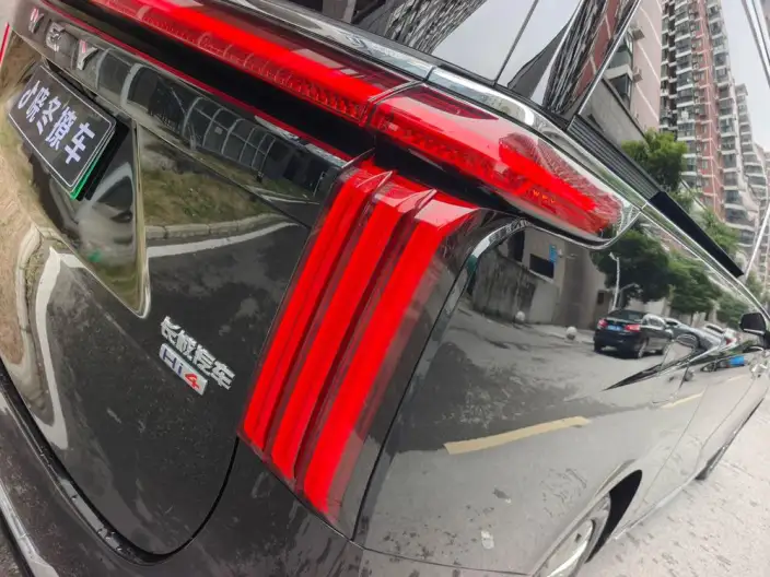Wey Gaoshan P HEV 2023 Model 4WD Executive Extended Edition – фото 10