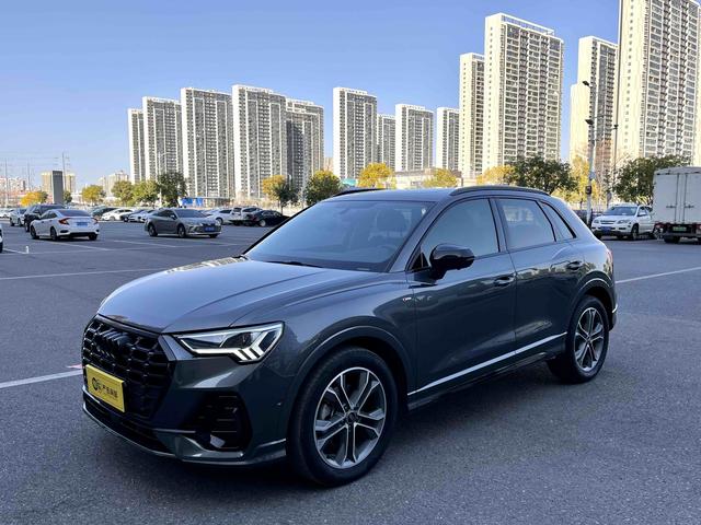AUDI Q3 Модель 2020 года 40 TFSI Fashion Dynamic – фото 1