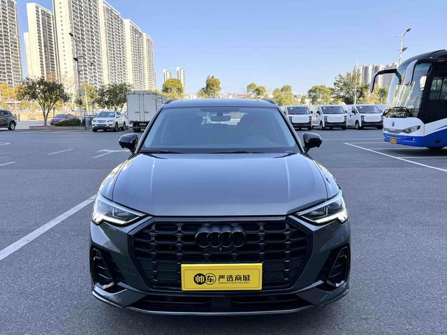 AUDI Q3 Модель 2020 года 40 TFSI Fashion Dynamic – фото 2
