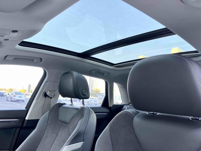 AUDI Q3 Модель 2020 года 40 TFSI Fashion Dynamic – фото 11