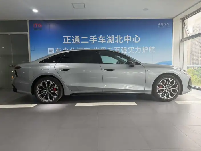 Audi A6L 2026 Model 2.0T quattro Exclusive Model – фото 6