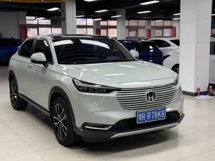 Honda Vezel 2023 Model 1.5L CVT Deluxe Edition