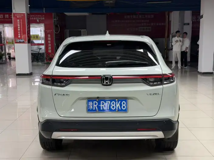 Honda Vezel 2023 Model 1.5L CVT Deluxe Edition – фото 5
