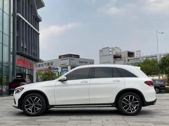 Mercedes-Benz GLC 2022 Model GLC 300 L 4MATIC Dynamic Model