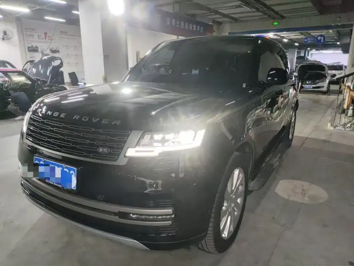 Range Rover 2023 Model 3.0 L6 400PS Shengshi VII seat Extended Edition