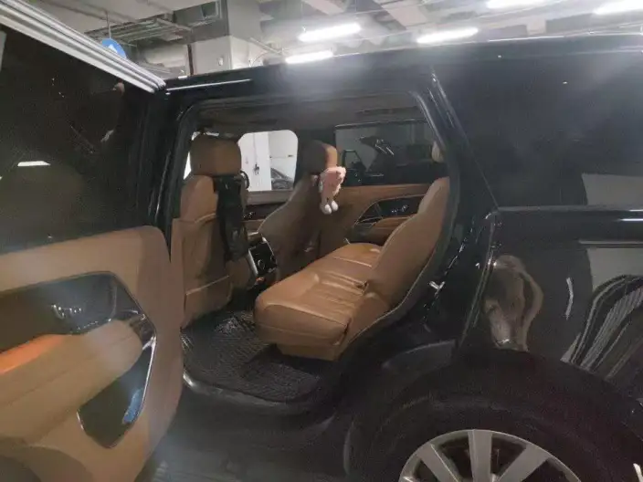 Range Rover 2023 Model 3.0 L6 400PS Shengshi VII seat Extended Edition – фото 7