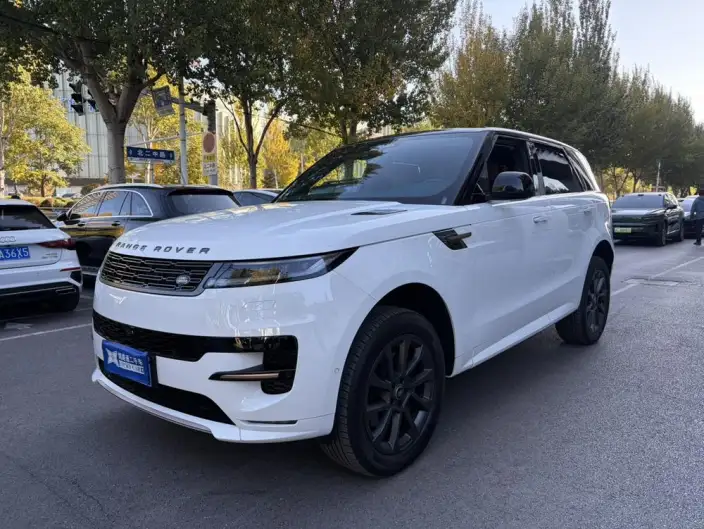 Range Rover Sport 2024 Model 400PS DYNAMIC SE
