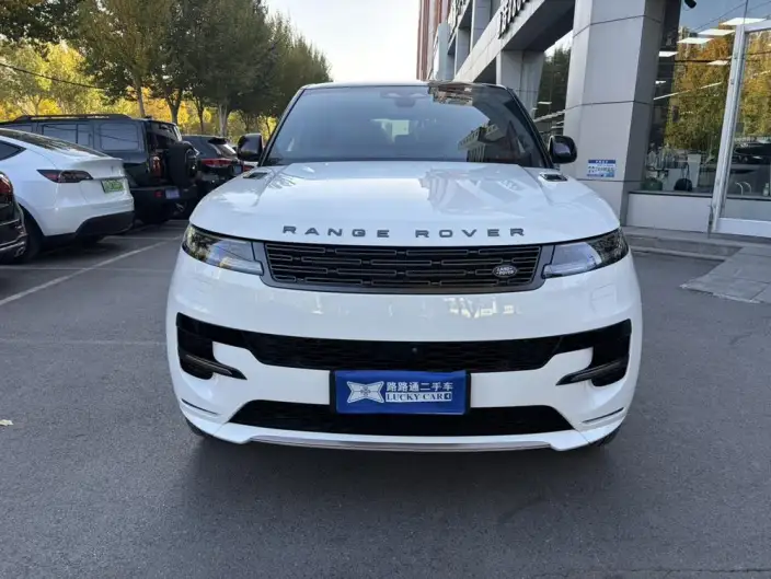 Range Rover Sport 2024 Model 400PS DYNAMIC SE