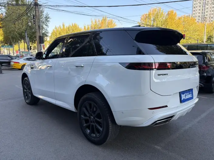 Range Rover Sport 2024 Model 400PS DYNAMIC SE