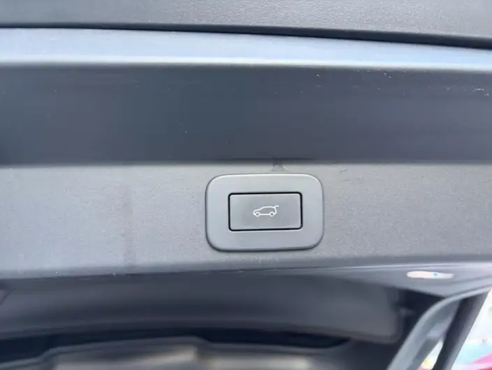 Range Rover Sport 2024 Model 400PS DYNAMIC SE – фото 10