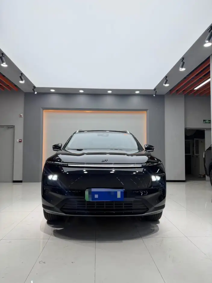 **Jetour Mountain Sea L7** 2024 Model 1.5TD DHT ULTRA – фото 2