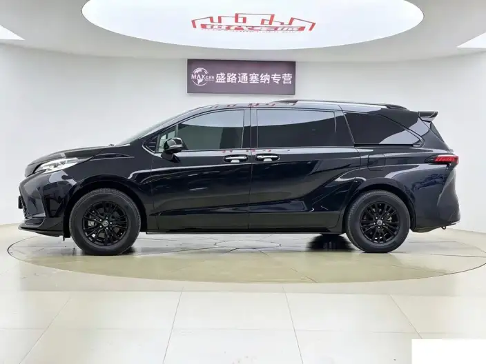 Toyota Sienna 2023 Model Hybrid 2.5L Comfort Edition