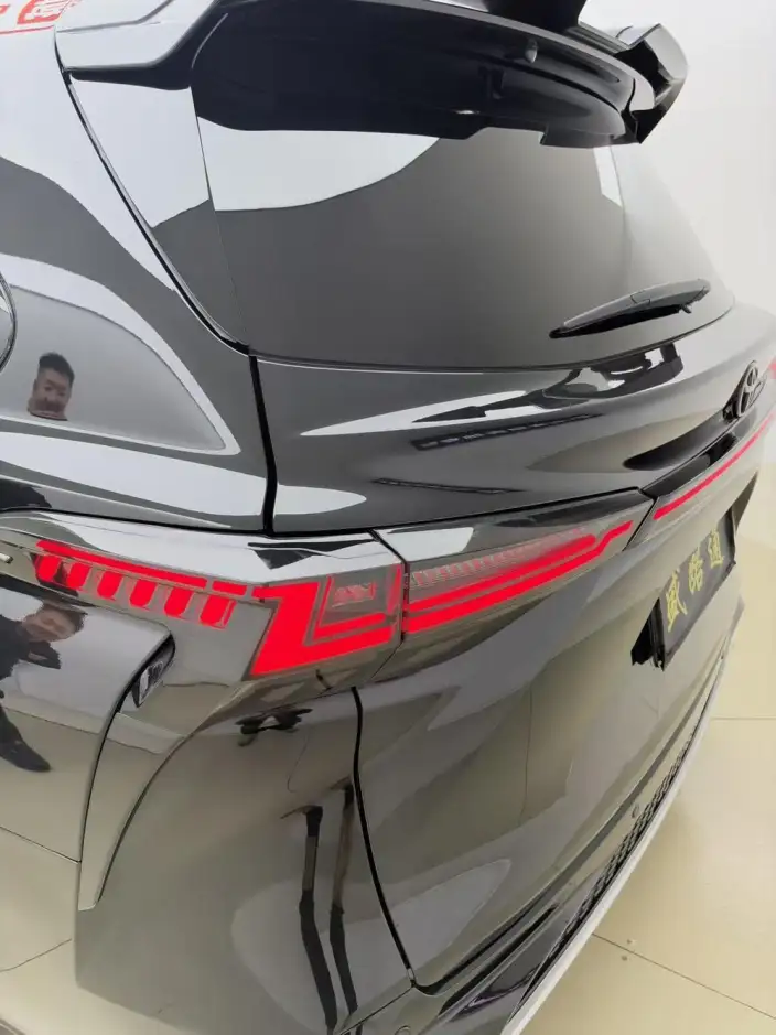 Toyota Sienna 2023 Model Hybrid 2.5L Comfort Edition – фото 9