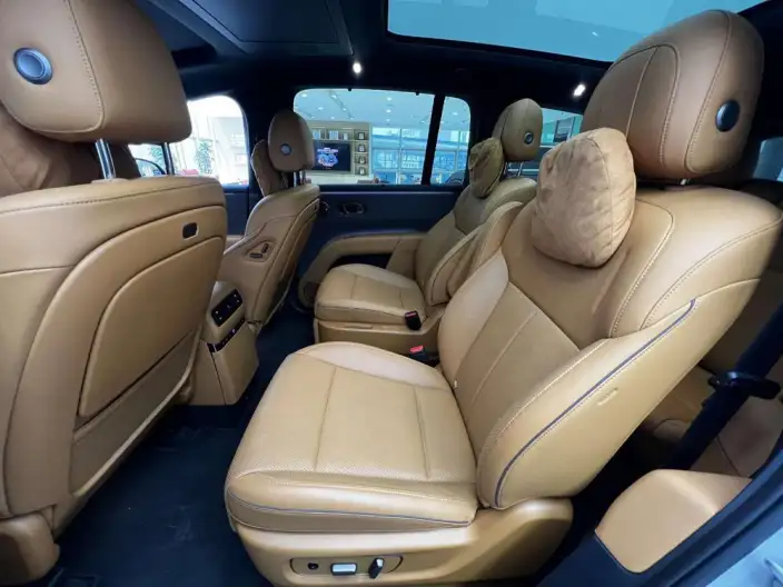 Li Auto i8 2025 Model Standard Edition – фото 9