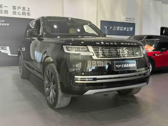 Range Rover 2025 Model 3.0 L6 400PS Shengshi Extended Edition