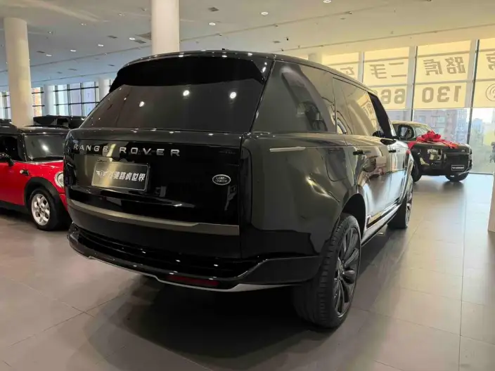 Range Rover 2025 Model 3.0 L6 400PS Shengshi Extended Edition – фото 6