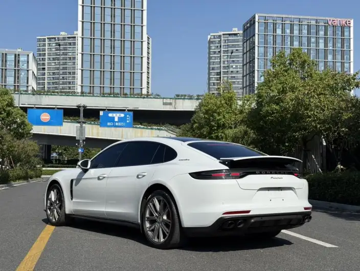 Panamera 2023 Model Facelift Panamera Executive Extended Platinum Edition 2.9T – фото 5
