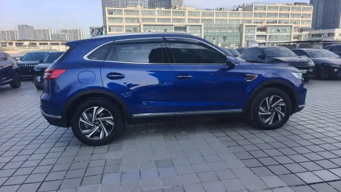 Hongqi HS5 2022 Model 2.0T Smart Flag Enjoy Edition – фото 8