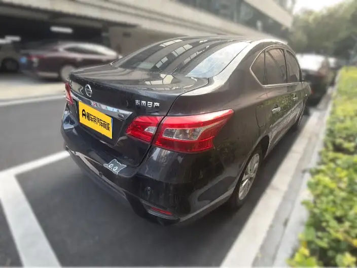 Nissan Sylphy 2024 Model Facelift Classic 1.6L XE CVT Comfort Edition