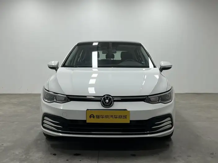 Volkswagen Golf 2021 Model 280TSI DSG Pro – фото 2