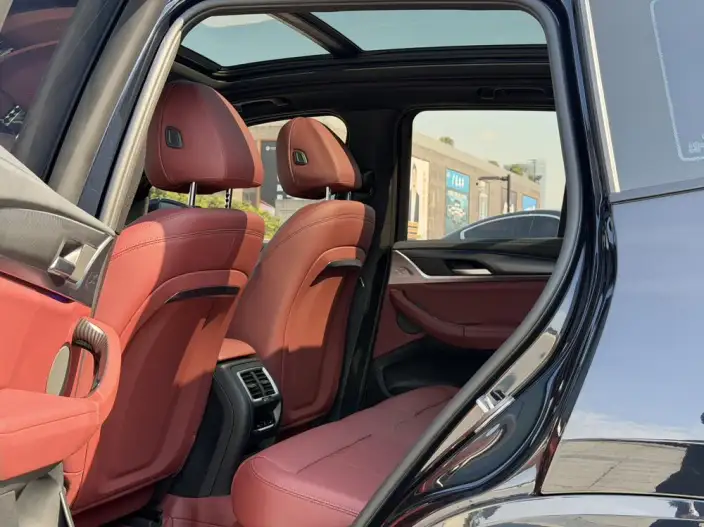 BMW X3 2023 Model xDrive30i Exclusive Model M Night Set – фото 8