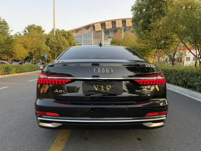 Audi A6L 2024 Model 55 TFSI quattro Exclusive Dynamic Model – фото 5