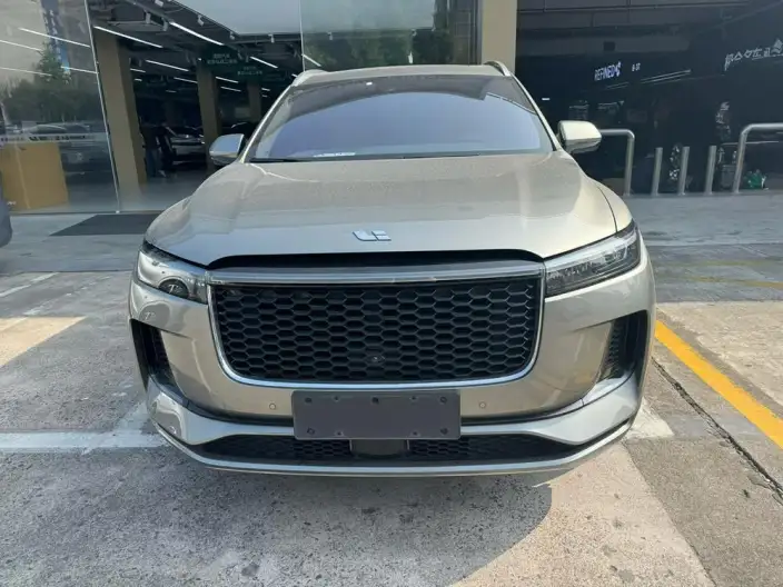 Li Auto ONE 2021 Model Extended Range 6 seat Edition – фото 2